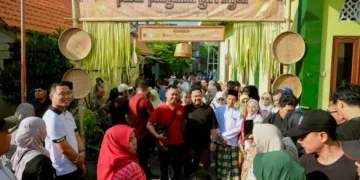 Kunjungi Pasar Panganan Giri Biyen, Gus Yani Dorong Pelestarian Budaya dan Penguatan UMKM