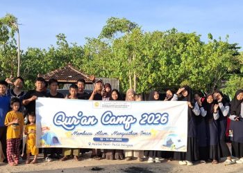 Jadikan Pembelajaran Al Quran Lebih Menyenangkan dan Bermakna, PPEM Benjeng Gelar ‘Qur’an Camp’ di Pantai Delegan