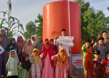 Rumah Zakat Salurkan Bantuan Wakaf Air di Ponpes Nurul Kamal