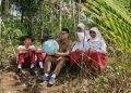 Sekolah di Ujung Sawah dan Mesin-mesin Masa Depan