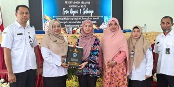 Orang Tua Siswa Beramai-ramai Mengucapkan Terima Kasih Kepada SMA Negeri 3 Sidoarjo