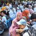 Dengan Isak Tangis Ratusan Siswa SMA Negeri 1 Wonoayu ‘Sungkem’ Kepada Orang Tua