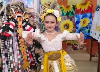 Salsabila Siswi SMA Negeri 1 Gedangan Melestarikan Seni Tari Sejak Dini