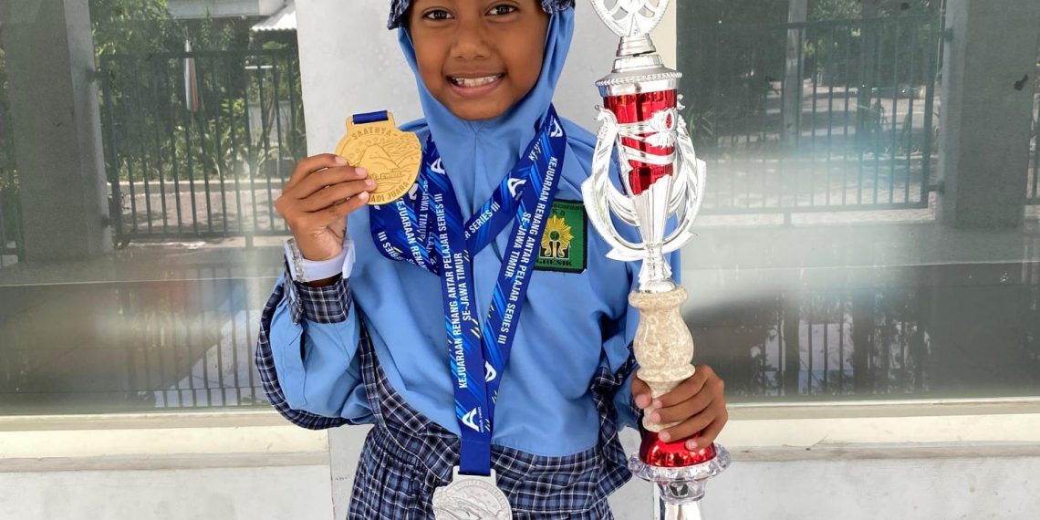 Perjalanan Panjang Kinas: Dari Rasa Grogi Jadi Atlet Renang Berprestasi