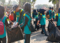 Pasukan Semut MKKS SMK Swasta Sidoarjo Wujudkan Aksi Nyata Peduli Lingkungan di CFD