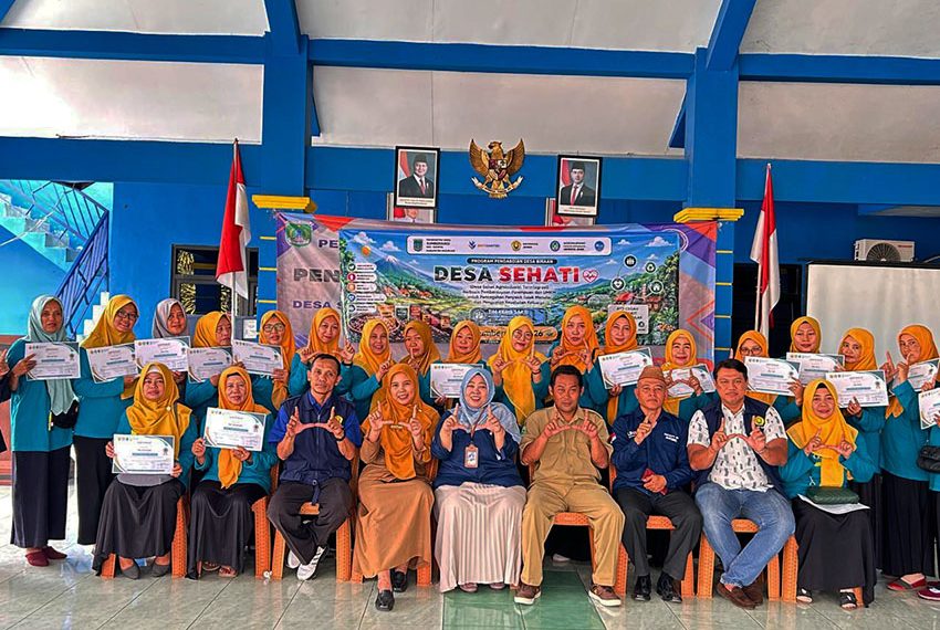 Tim KERIS SAKTI UNEJ Melatih Kader dan UMKM dalam Program Desa Sehat Agroindustri Terintegrasi