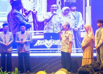 Siswa SMP Al Falah Darussalam Dilepas Dengan Uji Petik Tahfidz Al Qur’an