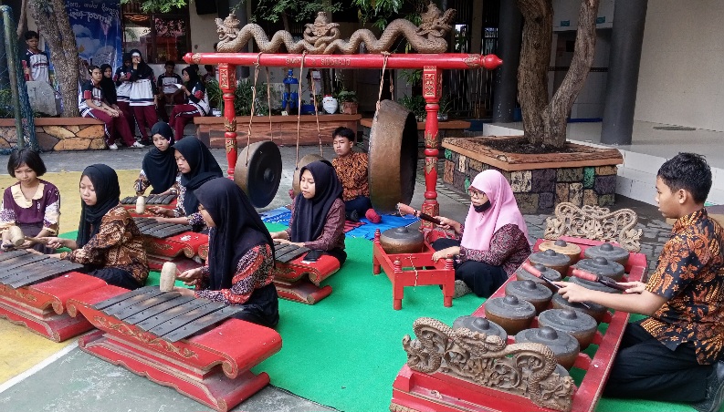 SMP Negeri 3 Sidoarjo Menjaga Marwah Seni Tradisi Melalui Ekstra Karawitan