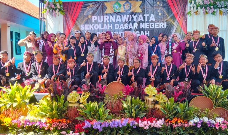 Beragam Seni Tari Menghibur Purnawiyata SD Negeri Dukuh Tengah