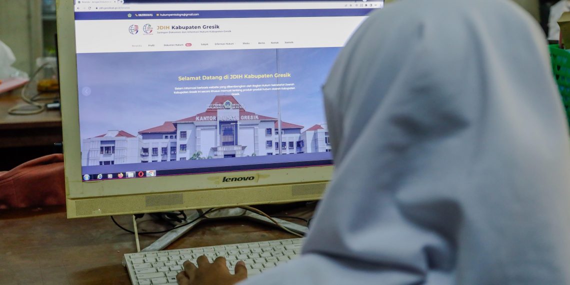 Kembangkan Inovasi JDIH Berbasis AI, Dua Tahun Berturut-turut Pemkab Gresik Raih Terbaik II Jatim
