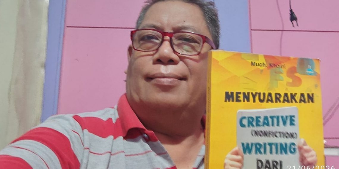 Menulis dari Ruang Ketiga: Refleksi, Perlawanan, dan Ibadah