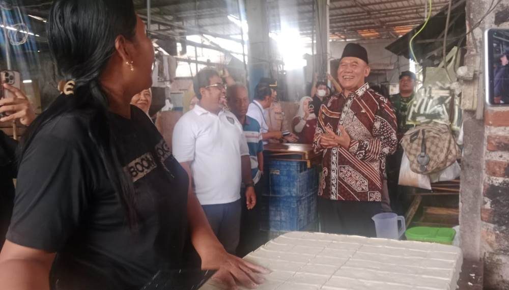 Perajin Tahu dan Tempe Wadul ke BHS, Minta Harga Kedelai Stabil hingga Fasilitasi Pasokan Gas
