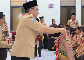 Lantik Pramuka Garuda, Wabup Alif Dorong Lahirnya Calon Pemimpin Masa Depan