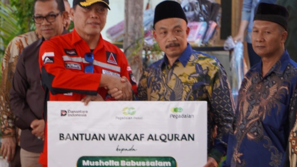 PT Pegadaian Kanwil XII Surabaya, Peduli  Infrastruktur dan Pendidikan Warga Batu