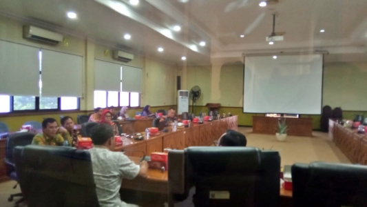 Hearing Bersama Komisi B DPRD Sidoarjo, Fenny: Saya Tidak Mau Disudutkan