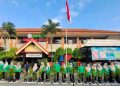 SMP Negeri 2 Taman Dukung ‘Gerakan Sidoarjo Asri’ Tanam Pucuk Merah Serentak