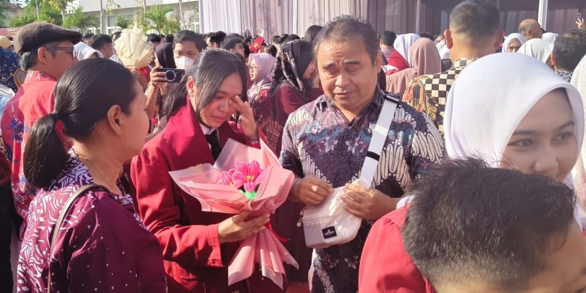 Tangis Haru ‘Hantarasena’ Antarkan Siswa SMK Telkom Sidoarjo Menuju Randuan Terbaik