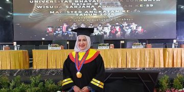 Kepala SMAN 3 Sidoarjo Raih Gelar M.H. Untuk Memperkuat Kepemimpinan Pendidikan