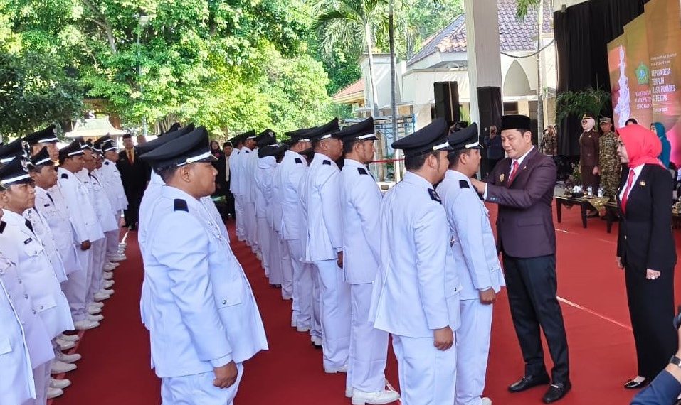 Bupati Sidoarjo Lantik 80 Kades Terpilih, Tekankan Rekonsiliasi Pascapilkades