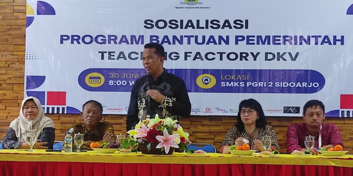 SMKS PGRI 2 Sidoarjo Perkuat TeFa-DKV Melalui Kolaborasi Dengan Industri