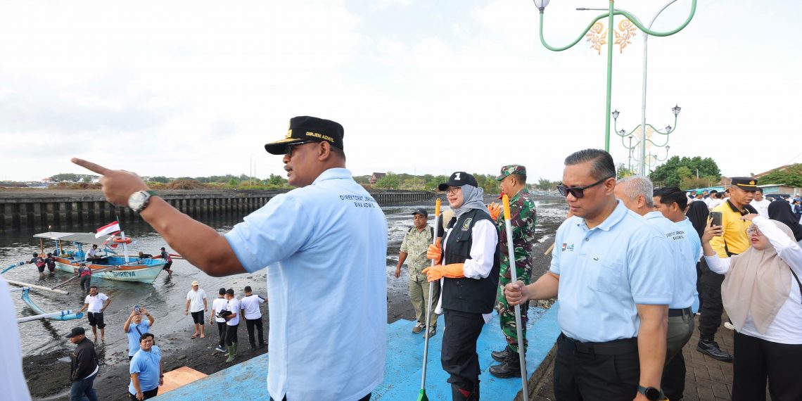 Sentuh Kampung Nelayan Merah Putih, Aksi Nyata DPRD dan Pemkab Banyuwangi Jaga Kelestarian Lingkungan