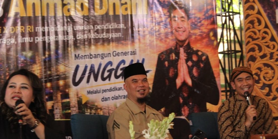 Sambangi Kampung Inggris Pare, Ahmad Dhani Sebut Belajar Bahasa Inggris Buka Pintu Dunia