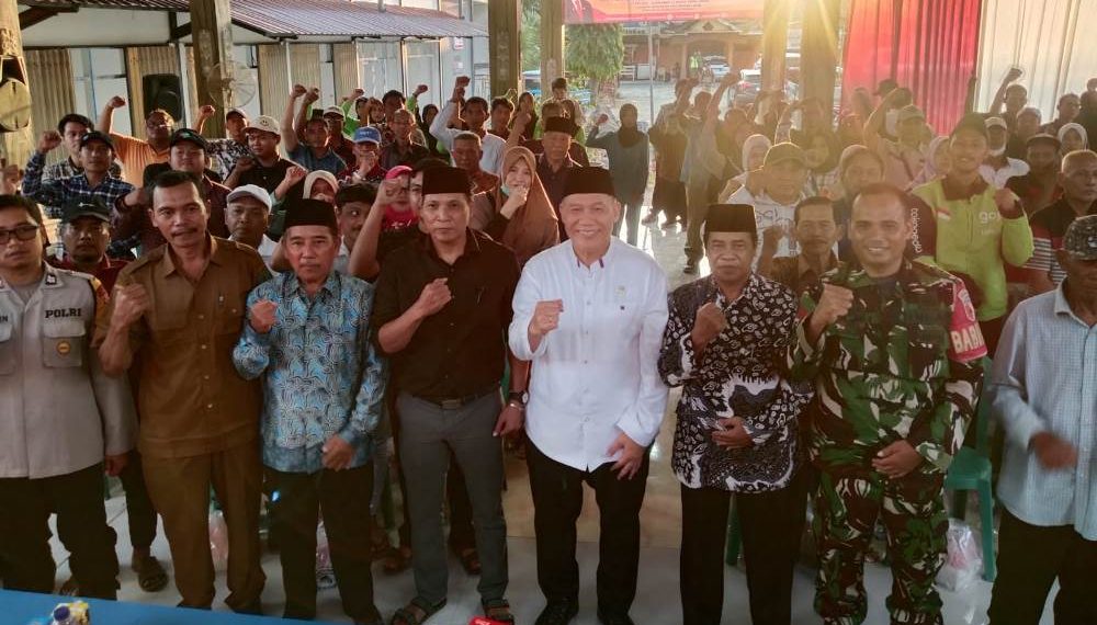 Bertemu Warga Wonoayu, BHS DPR RI Serap Aspirasi hingga Sosialisasikan Program Pemerintah