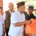Dampak Kekeringan, Bupati Yani Serahkan Bansos kepada 1.177 Petani Gagal Panen
