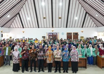 Beasiswa Tak Surut Meski APBD Turun, Pemkab Bojonegoro Bekali 203 Mahasiswa
