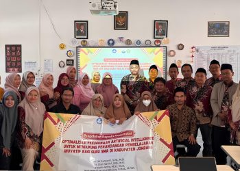 Transformasi Digital Pendidikan, Dosen Matematika Unesa Latih Guru SMA di Jombang Manfaatkan Artificial Intelligence