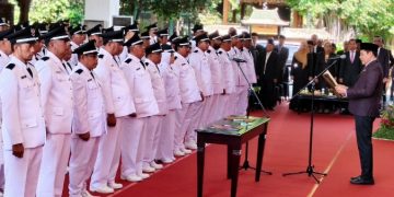 Bupati Sidoarjo Ingatkan Para Kades Kelola Dana Desa secara Digitalisasi dan Kurangi Karaoke