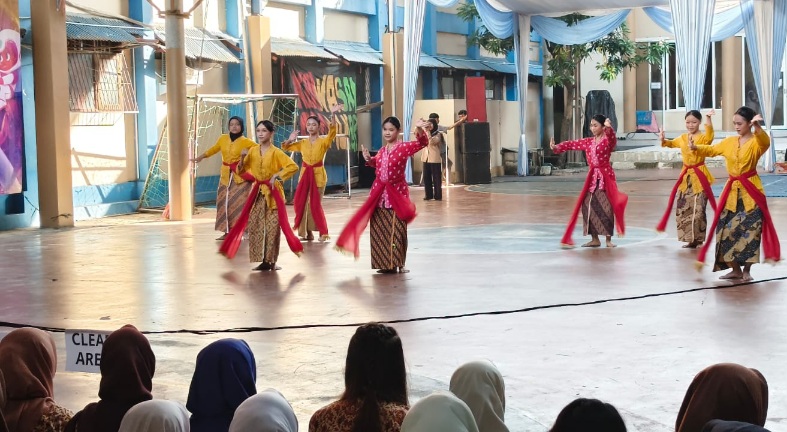 Demo Ekstrakurikuler Meriahkan Hari Keempat MPLS SMK Antartika 2 Sidoarjo