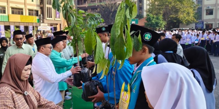 YPM Sidoarjo Siapkan Kompetensi Siswanya Lewat Hutan Wakaf