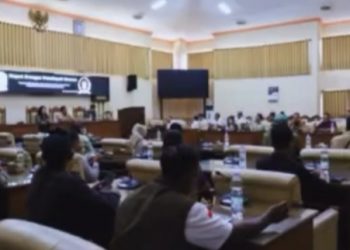 DPRD Banyuwangi Bahas Pemindahan Tiang dan Gardu Listrik Bersama KPJ Laskar Putih