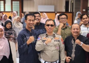 Tanamankan Budaya Tertib Berlalu Lintas Sejak Dini, Satlantas Polres Gresik Libatkan Guru SD