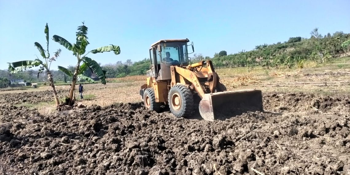 Pemerataan Lahan di Sambongrejo Tuban: Solusi Cerdas Atasi Kendala Tadah Hujan dan Dongkrak Produktivitas