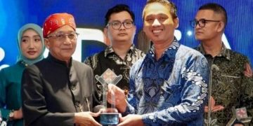 Sukses Bangun Komunikasi Inklusif dan Berdampak, Petrokimia Gresik Raih Tiga Penghargaan Nasional