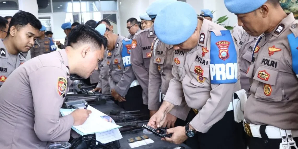 Cegah Penyalahgunaan Senpi, Polres Gresik Gelar Pengecekan Senjata Api Dinas