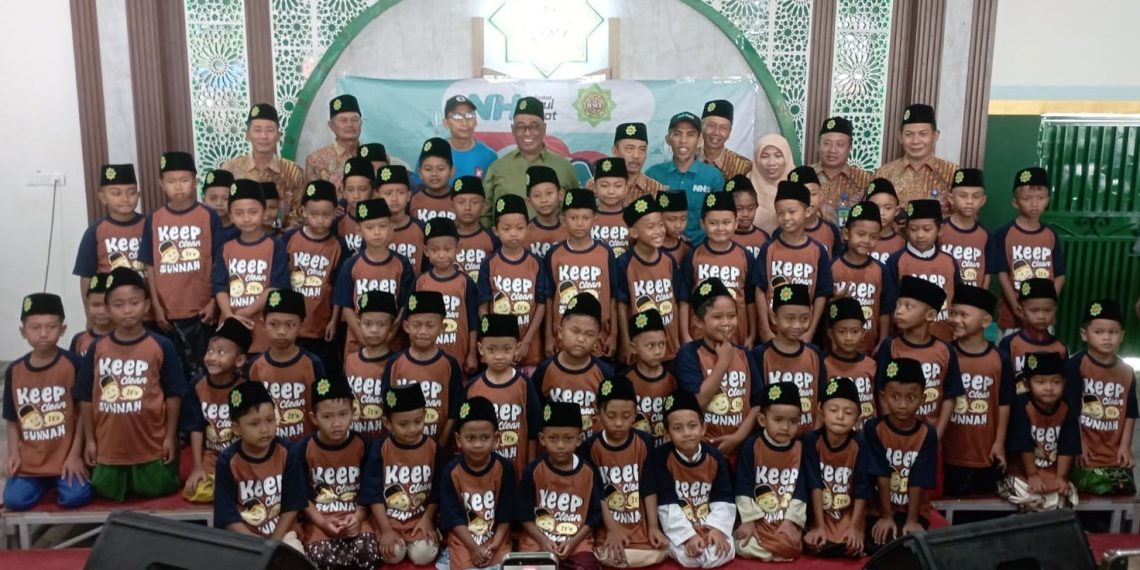 KSPPS BMT Mandiri Sejahtera Jatim – Laznas Nurul Hayat Gresik Gelar Khitan Bahagia untuk 60 Anak