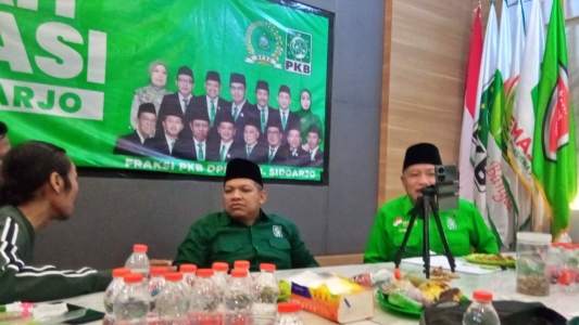 FKB DPRD Sidoarjo Siapkan Bantuan Pakaian Layak Pakai Hingga Alas Tidur Untuk Para Penghuni Liponsos