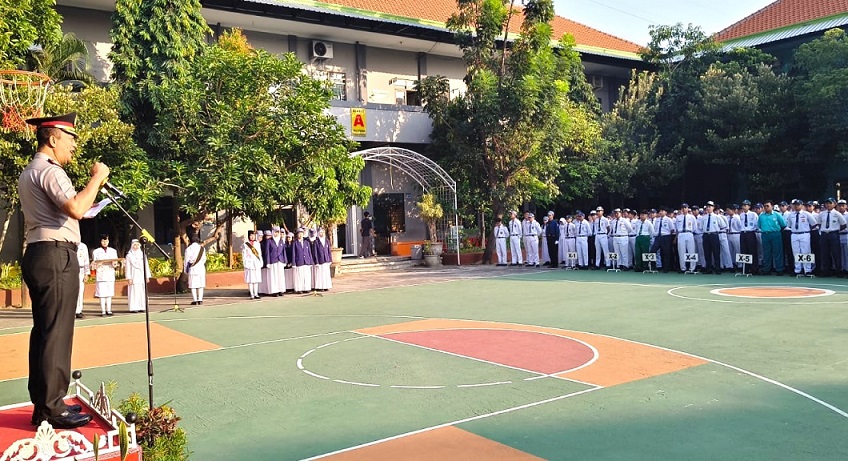 Wakapolresta Ajak Siswa SMA Negeri 2 Sidoarjo Bijak Bermedia Sosial, Hati-Hati Judol