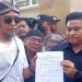 Demo Warga Gulomantung terhadap PT Hanwa Royal Metal, Ketua DPRD Gresik Berikan Dukungan dan Minta Perusahaan Penuhi Perizinan