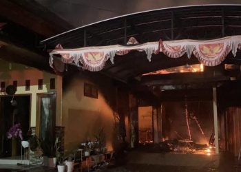 Polisi Buru Pria yang Diduga Bakar Rumah Mantan Istri di Kediri, Kerugian Ditaksir Capai Rp 1 Miliar