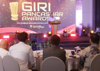 Hadiri Giri Pancasuar Awards 2026, Bupati Yani Dorong Pers Hadir dan Berdampak bagi Masyarakat