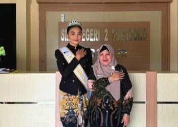 Siswi SMP Negeri 2 Sukodono Usung Advokasi Kebaya untuk Generasi Muda