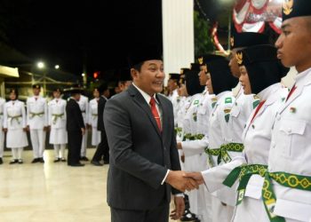 Bupati Sidoarjo Berharap Paskibra Bisa Menjaga Kehormatan Bangsa