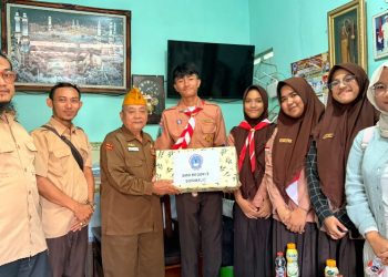 Siswa SMA Negeri 3 Sidoarjo ‘Menjemput Sejarah’ ke Veteran AL Soedjik Bakri
