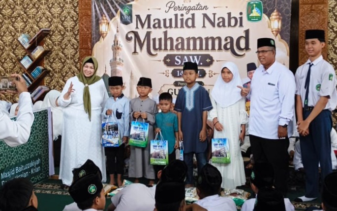 Peringatan Maulud Nabi, Siswa SMP YPM 1 Taman Buktikan Cinta Rasul Lewat Perbuatan