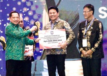 Mendagri Beri Apresiasi Pemkab Sidoarjo Penghargaan Pengelolaan Sampah dan Lingkungan Asri
