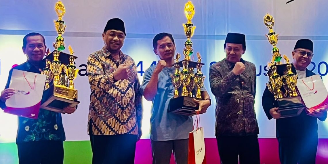 Spemdalas Raih Juara Umum ME Award 2026, Boyong Piala Bergilir ke Gresik